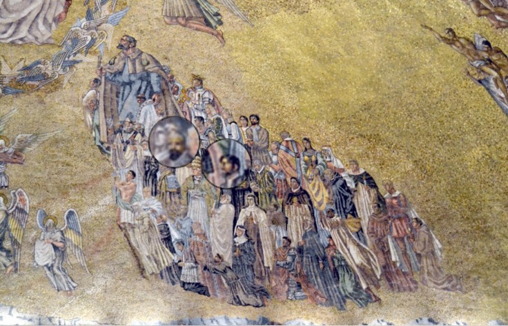 Ampliación de la imagen de los dos posibles candidatos a representar a D. Fidel Fuidio en la cúpula del Valle de los Caídos. A la izquierda, personaje sin identificar; a la derecha, San Francisco Javier.