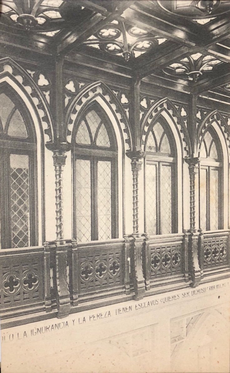 Detalle de la escalera principal.