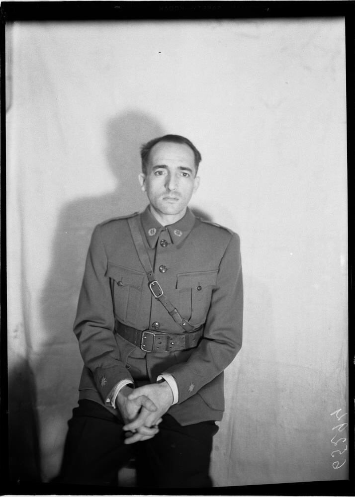 Retrato de Juan Vernacci vestido de militar.