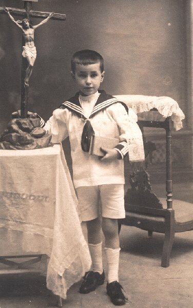 Manuel Cervera Cabello el 14 de mayo de 1914, en el Colegio del Pilar.