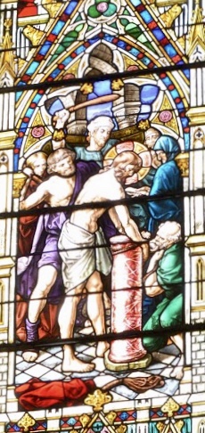 La flagelación del Señor. Vidriera de la Capilla Gótica.