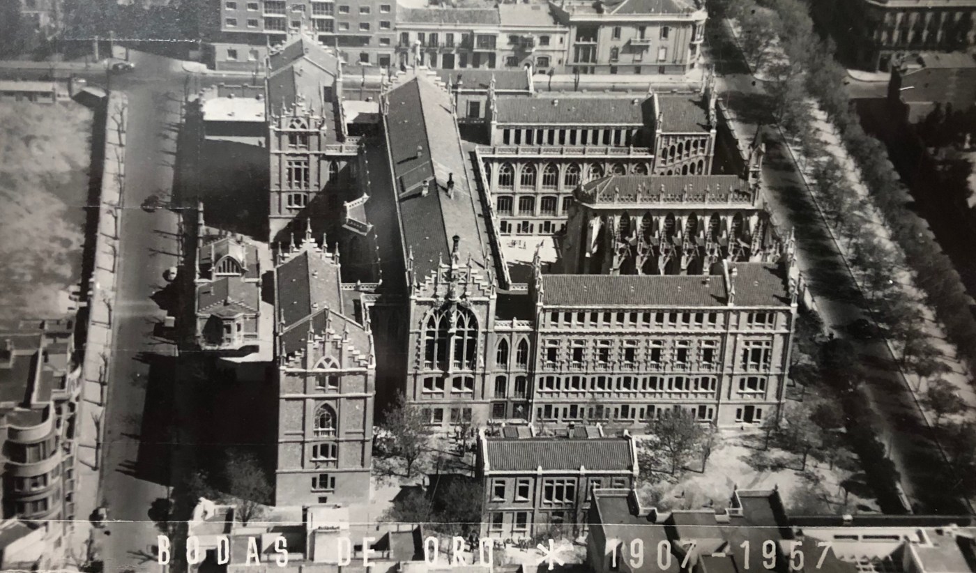 Postal recuerdo de la boda de oro del colegio 1907-1957.