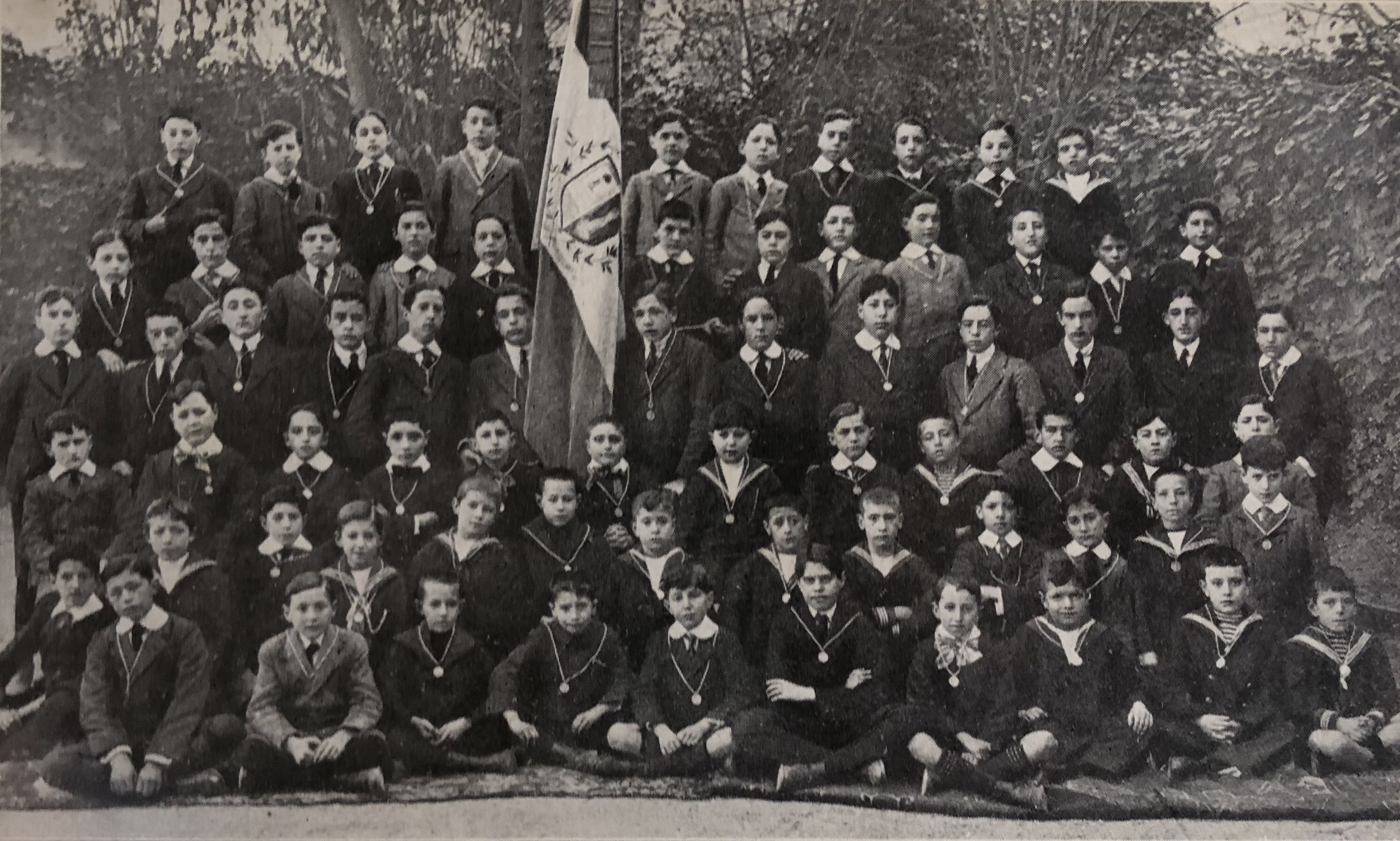 Congregación de mayores y medianos en el curso 1913-1914.
