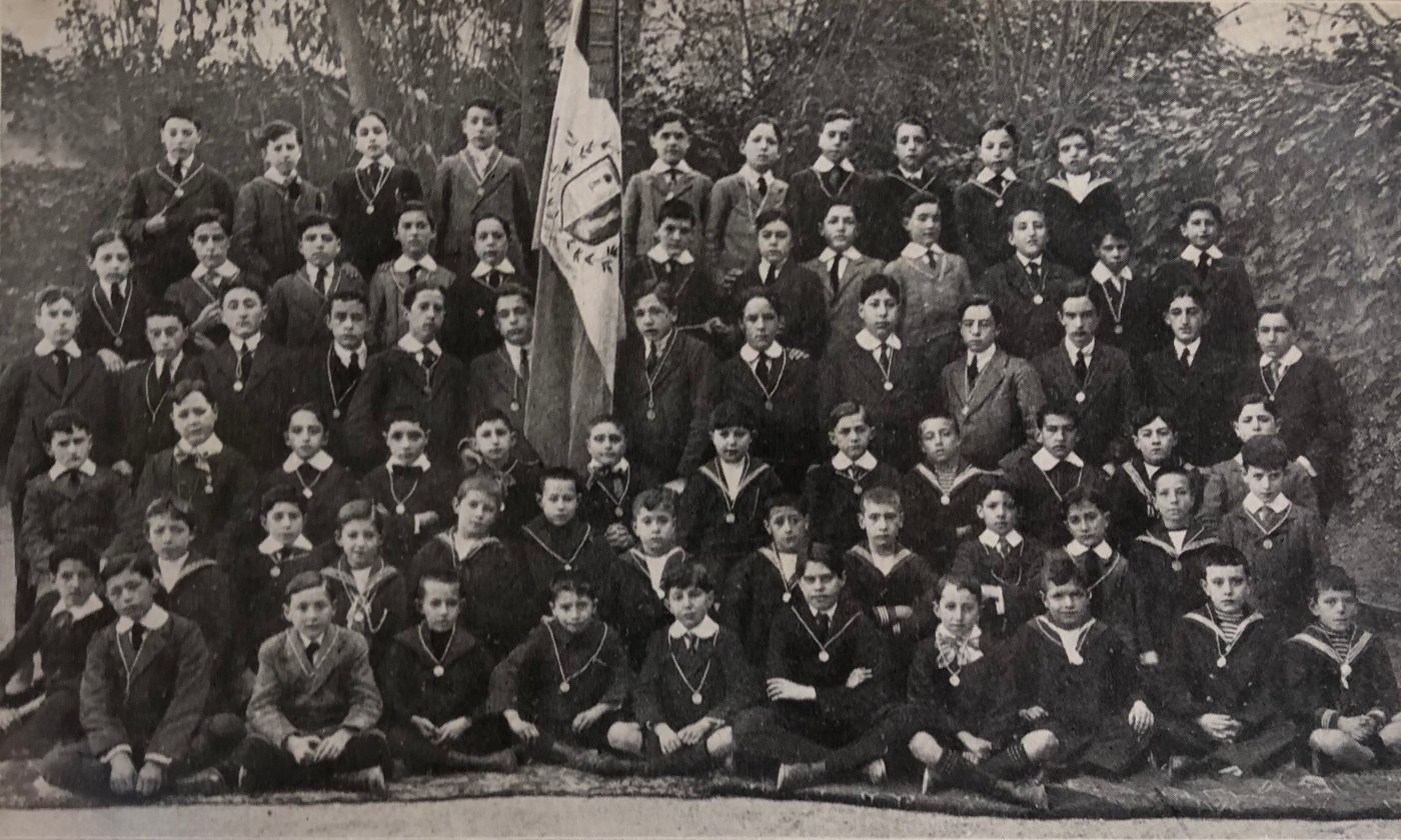 Congregación de mayores y medianos en el curso 1913-1914.