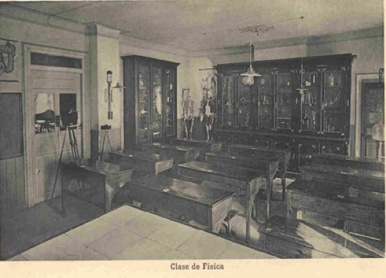 Clase de física en el edificio de Claudio Coello 41.