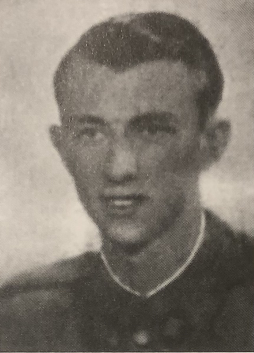 Alférez Enrique Moret Arbex.