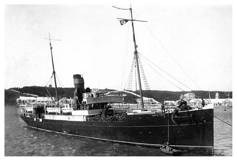 Buque prisión Monte Toro.